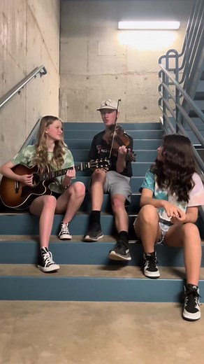 Here’s our stairwell cover of “God’s Country” by @Blake Shelton #trio #singersoftiktok #threepartharmony #countryband #teensingers #godscountry