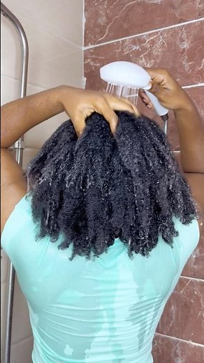 4C washday. Easy shampoo & conditioner routine on low porosity hair