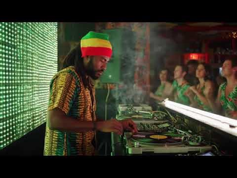 Reggae Chill Night Playlist | Relaxing Jamaican Roots, Peaceful Dub Vibes & Tropical Island Energy