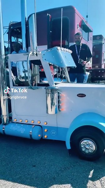 Mini Peterbilt‼️ ##fyp##foryou##foryoupage##trucks##trucker##truckdriver##peterbilt##kenworth##semi##dodge##ram##stance##power##speed##diesel##trending#viral