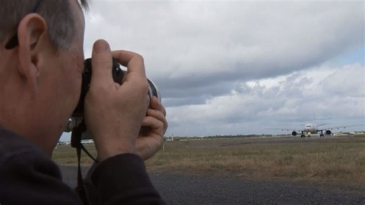 Planespotter als Wachpersonal - Flugzeug-Enthusiasten sollen bei Verbrecherjagd helfen