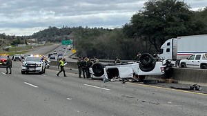 1 dead in I-80 crash near Auburn involving tour bus, five cars