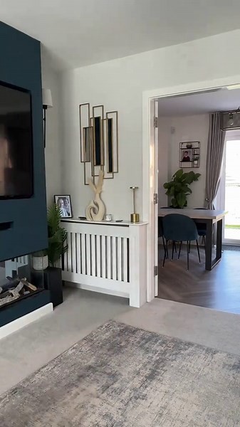 Caroline Stevens on TikTok