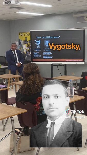 Piaget vs Vygotsky: Understanding Child Cognitive Development