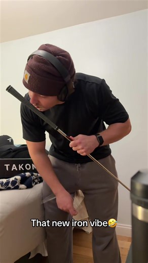 I think I matched the audio a little too well 🤣🤣 #golftok #newgolfclubs #takomo #golfer #golf