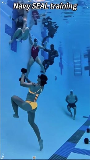 Underwater Navy Seals Training#navyseal #navysealtraining #BUDS #specops #usnavy