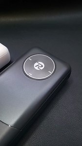 Remax Original 22.5 W Super Fast Charge 20000 mAh Power Bank Built in 2 Cable : Type C Lightning For Any kind cellphone Big Promo $ 990 nt Free shipping Pm Order Thank You so much ^^ | Billy Watch Taiwan