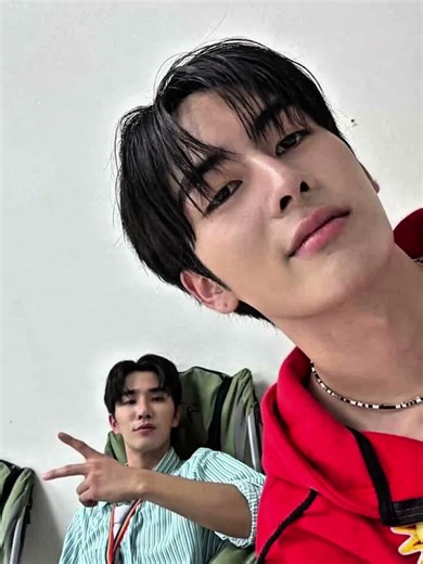 lol Santa's post just giving mommy coded (yeah like my mom 🤣) #perthsanta