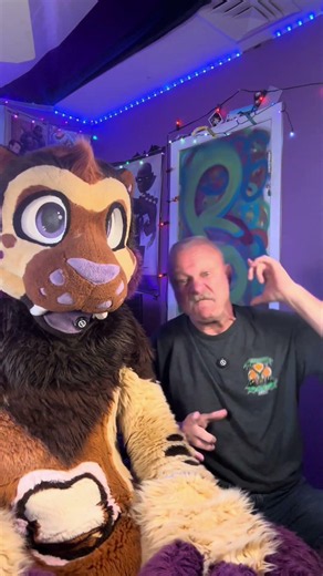 Peak or sh*t #furry #fursuit #costume #cosplay