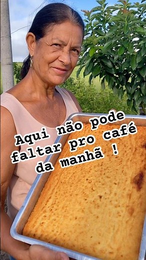 Bolo de mandioca quentinho pro café da manhã ☕🍰