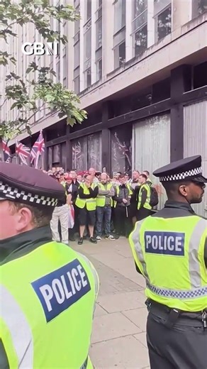 WATCH: Thousands descend on London for two major rallies