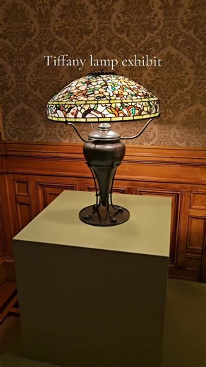 Explore the Enchanting Tiffany Lamp Exhibit in Chicago