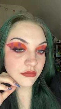 orange and purple checkered eyeshadow makeup tutorial