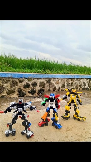 3 Robot dari Lego
