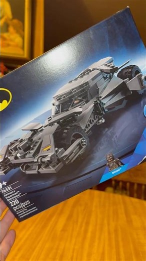LEGO DC 76331 Legendary Batmobile Collection!