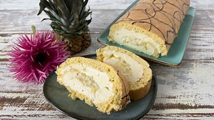Rezept: Biskuitrolle mit Ananas-Kokos-Creme