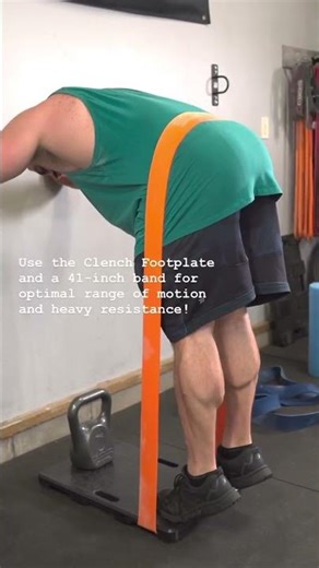 Build bigger calves with bands using this Donkey Calf Raise setup! 🔥