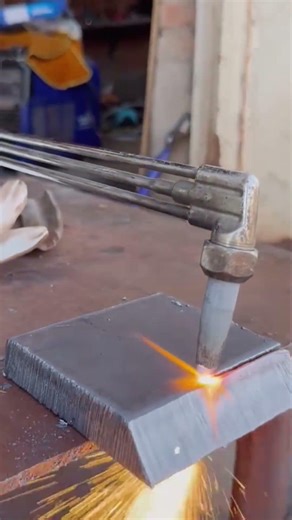 Heavy Metal Sheet Cutting with Gas Cutter 🔥 #GasCutter #metalcuttingtools