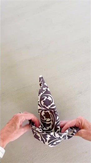 Witch Hat Napkin Fold | Easy Halloween Table Tutorial