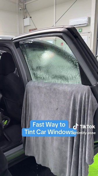 Fast Bottom Load Technique for Window Tint Installation