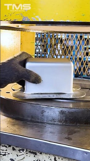 Sheet Hydroforming #machine #press #engineering #manufacturing #fabrication #metal