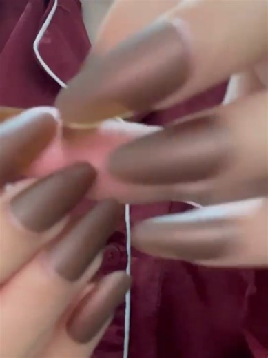 ASMR nail on nail tapping and clacking ♡ Subscribe my YouTube channel ♡ Link in bio ♡ . . #asmrnailtapping #nailtapping #nailtappingasmr #asmrlongnails #longnail #asmrlongnailstapping #asmrtapping #asmrnailsounds
