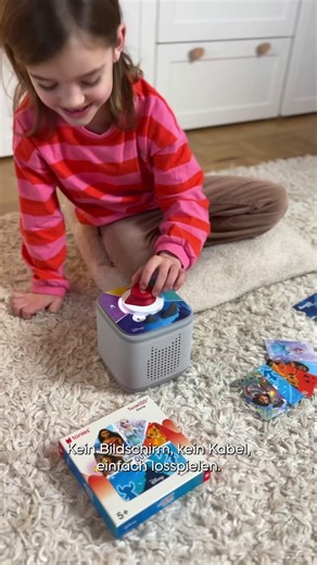 tonies DE on Instagram: "Tonieplay, erklärt aus dem Familienalltag: Geschichten hören, Fragen beantworten, gemeinsam lachen – oder allein eintauchen ✨ Einfach, spielerisch und genau richtig für jeden Moment ♥️ #toniebox2 #tonieplay"