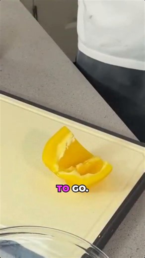 🔪✨ Ready to slice like a pro? Watch these veggie hacks! What’s your fave? 🥗 #KitchenHacks