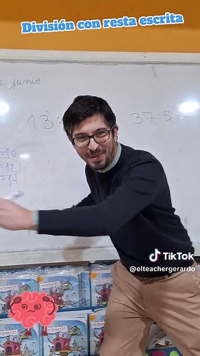 División con Resta Escrita para Cuarto Básico