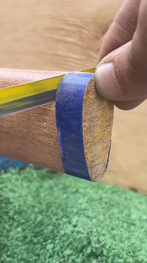 The lumberjack’s secret to keep an axe handle tight forever Strong, simple, and perfect #USA #WoodworkPro #ToolFix | Do It YourSelf