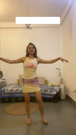 Last month’s final Intermediate level choreography and breakdown : quick practice video for my students. This choreography was taught in final session after drilling all the combinations used in the routine throughout the month. ♥️😍 Registration link in Bio to join my regular classes 💃💃💃💃 #bellydance #dance #bellydancer #bellydancing #reels #ojasvivermadance #classes | Bellydance with Ojasvi Verma