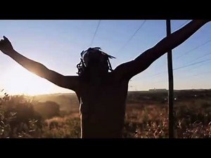 Umhlaba Uyakhohlisa (Official Video)