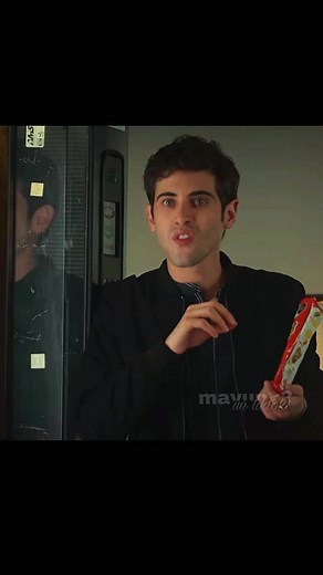 | lo amo, quiero que haya 4ta temp. | #raulleon #controlz3 #fypシ #foryou #netflix #parati #fyp #controlz