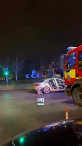 🚨 • CRASH • 🚨 Oldham way / King street roundabout, Oldham town centre. 📍 | Spotted Oldham