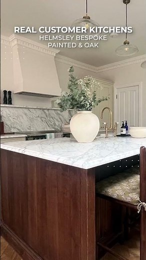 Helmsley Bespoke Painted Inframe #kitchen - 4463 - DIY Kitchens