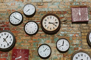 26  Different Types of Clocks (with Photos)