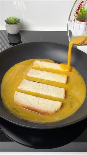 Crispy Cheesy Egg Sandwich Strips — One-Slice Breakfast