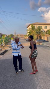 Efya gongon | Efya Noble