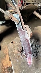 Step-by-Step: The Process of Hand-Forging High-Carbon Steel