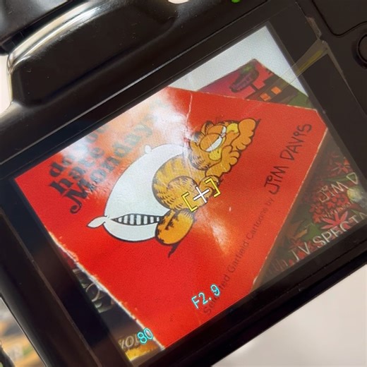 DIGITAL CAMERA IN IRAQ on Instagram‎: "✅AVAILABLE˙✧˖°📷 ⋆｡˚꩜ Fujifilm FinePix S8600 ‎‏𝐇𝚰𝐆𝐇𝐋𝚰𝐆𝐇𝐓𝐒 📌 * Fujinon lens with 36x optical zoom (25-900mm equivalent) * 16MP 1/2.3in CCD sensor * Optical Image Stabilisation (Sensor Shift) * Autofocus in 0.4sec (Tentative) * HD movies at 720p/30fps * 3in LCD monitor (460k dots) * Face Detection (up to 10 faces) * Mode Dial (P/S/M and Burst Shooting mode) * 10 Advanced filters for creative effects * Powered by 3×AA alkaline batteries with an appr