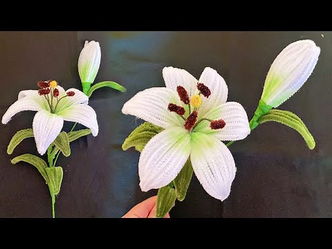 How To Make White Lily Pipe Cleaner Flower | How to make Pipe Cleaner Flowers | Pipe cleaner crafts