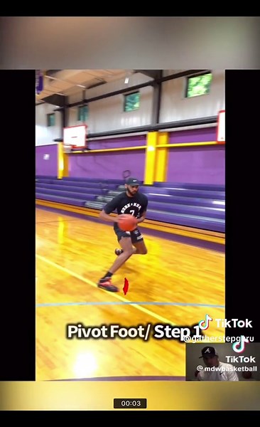 LOL, a perfect example of trying to be creative but making yourself look goofy instead. The rulebook is online for free. It doesn't take a genius to read it. #nba #travel #fyp #gatherstep #kyrie #stephcurry #alleniverson @mdwbasketball