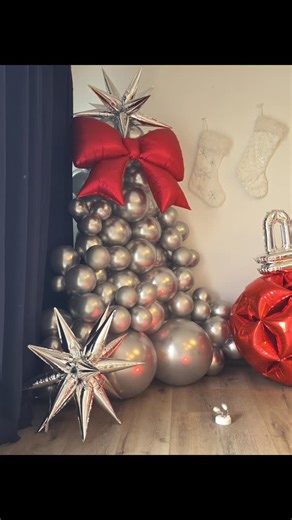 Not our usual setup..... but it's never too early for Christmas themes ! | Party Lab Bda