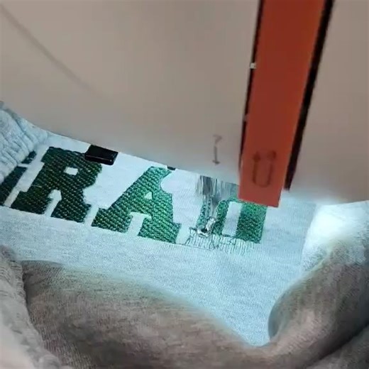 Poolin Embroidery Sewing Machine on Reels