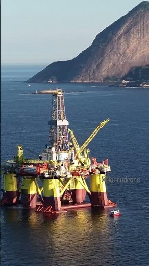 Oil Rig Support in Action 🚢💪 | Real Offshore Work #shorts