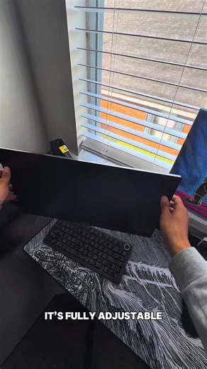 js cop it #monitorarm #gamingsetup #monitormount