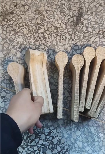 AI CNC Router with scanning capability processes small spoons.#woodworking #cncrouter #cncroutermachine #spoon