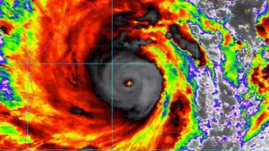 Cyclone Amphan: வங்கக் கடல் இதுவரை கண்டிராத அதி தீவிர வலுவான புயலாகி வேகமெடுக்கும் "சூறாவளி" ஆம்பன்