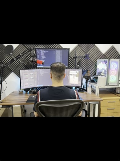 Feeling like Ironman recently 😎😎😎 #fyp #funnymemes #hook #transition #meme #coding #code #tech #fy