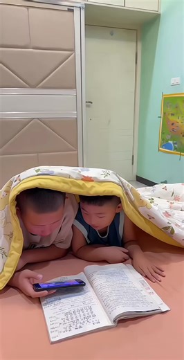 Divertidos videos de bebés adorables